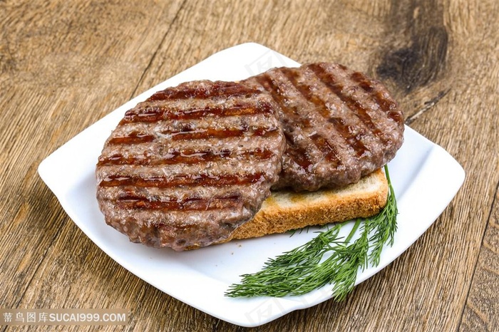 烤好的汉堡肉图片