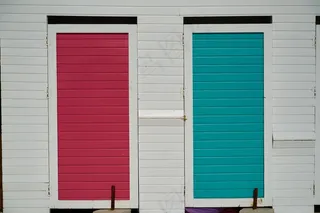 墙面木窗户图片