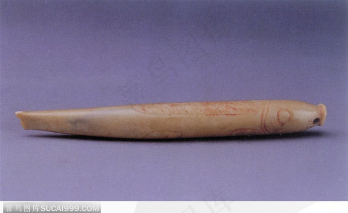 中华传统玉器-黄色的玉鱼