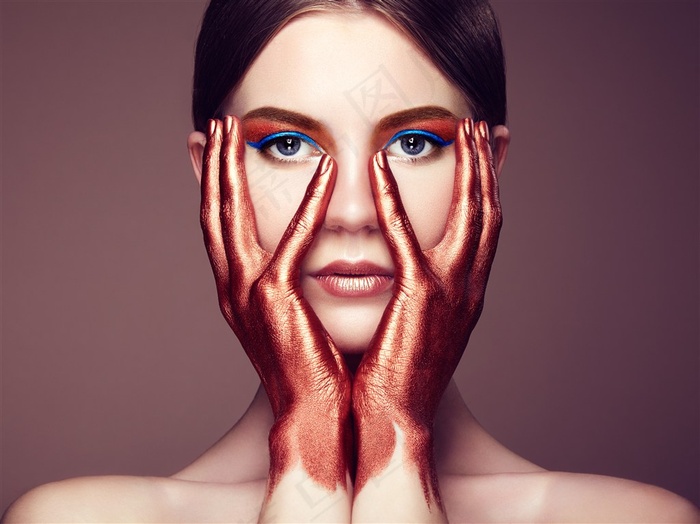 卡灰色美女模特美容图片