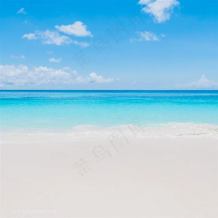 蓝天白云沙滩海边风景海滩大海