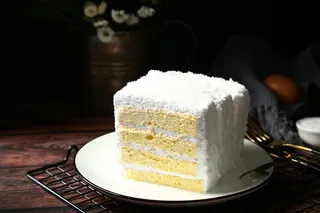 夏季促销雪山蛋糕