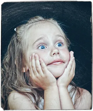 小女孩卖萌头像图片