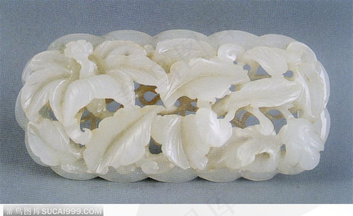 传统工艺品-芙蓉花纹玉器