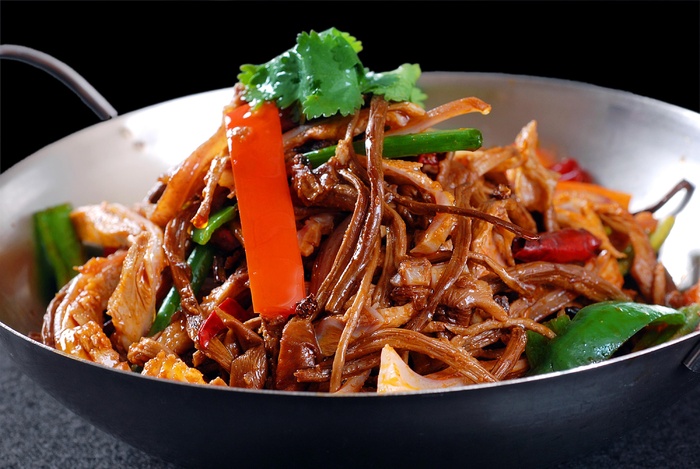 干锅美食焖锅湘菜麻辣香辣纸锅热干锅茶树菇