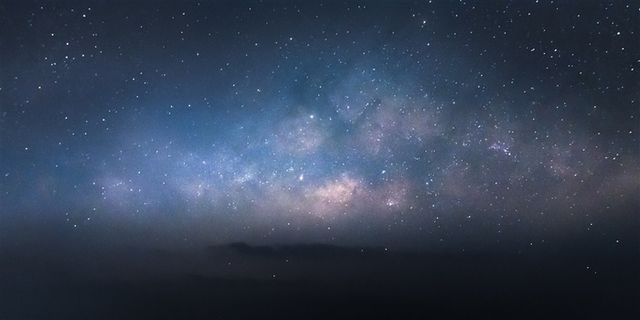 淡蓝色星空图片