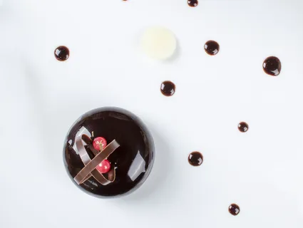 蛋糕店小蛋糕慕斯美食甜品图片