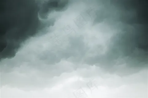 白色黑色的云朵 白色黑色的云朵