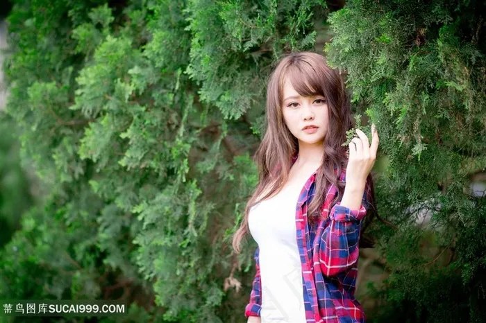 户外清纯美女