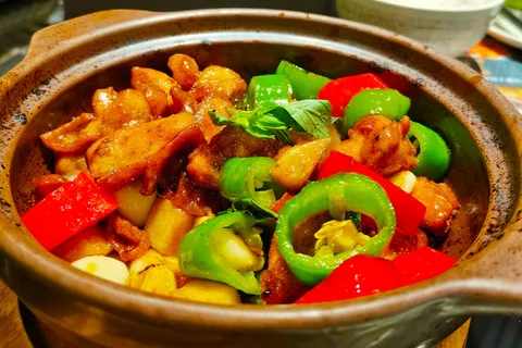 石锅炆鸡菜品 石锅炆鸡菜品