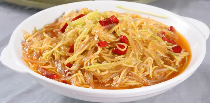 西葫酸辣粉  8元