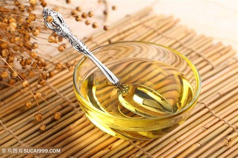 一碗一勺亚麻籽油