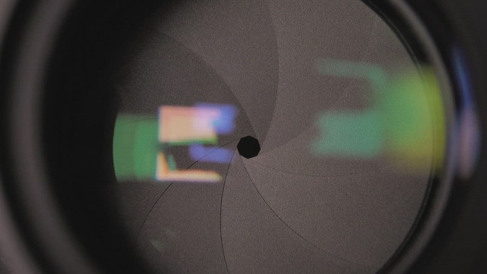 运动中的相机镜头