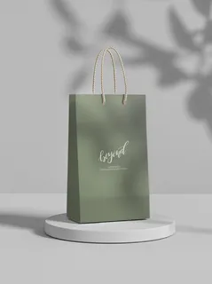 绿色手提袋场景样机