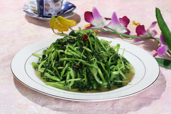 炝炒鸡毛菜18元