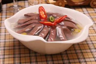 酸菜烩鸭血16元