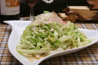 港汁包菜炒鱼翅 18元