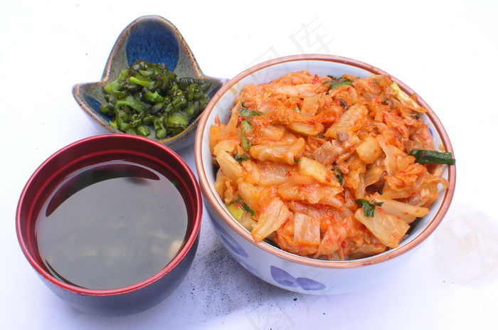 肉炒辣白菜盖饭