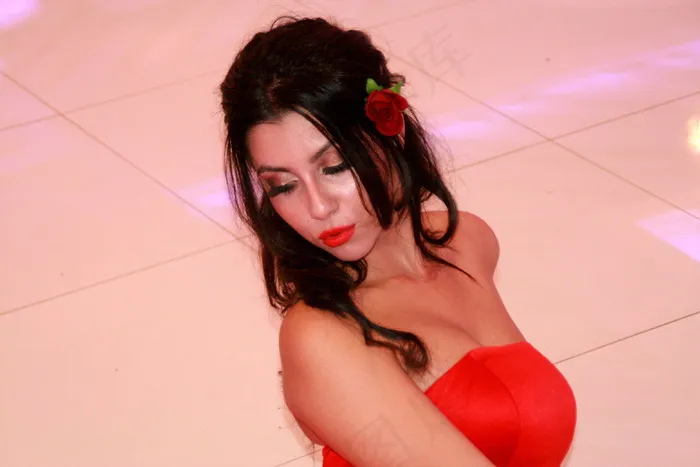妖艳性感美女图片 妖艳性感美女图片