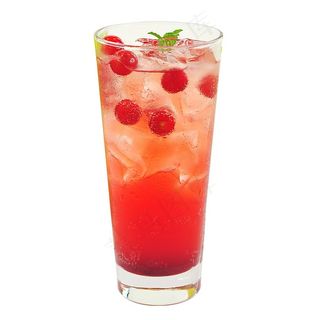 草莓果汁饮品图片素材（png免抠）