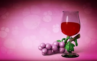 葡萄美酒玻璃杯