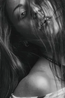 黑白艺术欧美人体摄影图片