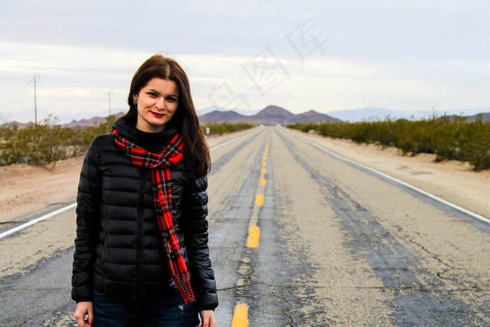 公路写真少妇图片