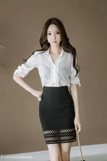 穿着超短裙的韩国美女朴秀妍图片 穿着超短裙的韩国美女朴秀妍图片