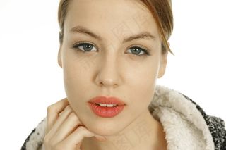 气质美女裸妆图片