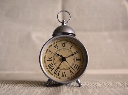 古典闹钟的照片