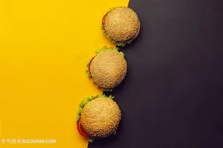 三个美味的汉堡高清图片