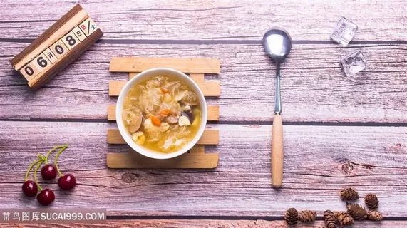 银耳莲子红枣羹背景