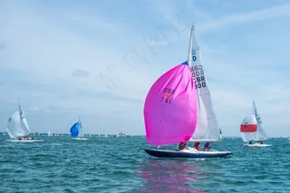 海上游艇图片素材