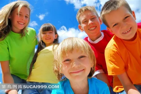 开心的孩子们