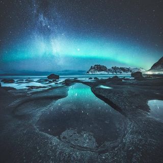 绿色极光壁纸图片