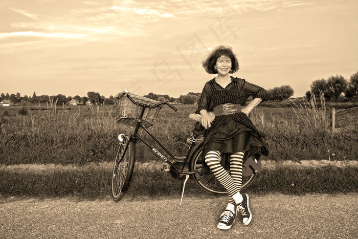 少妇复古摄影图片