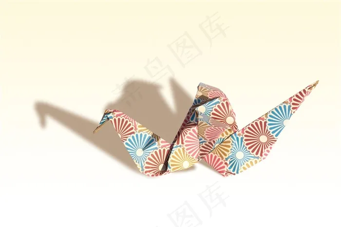 唯美手工彩色千纸鹤素材图片