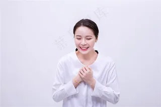 清新美女激动表情写真