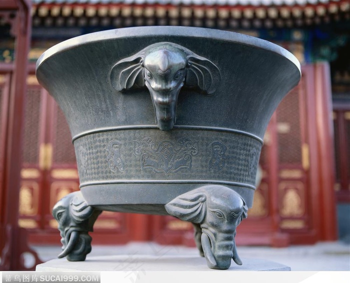 传统工艺-象头足的鼎