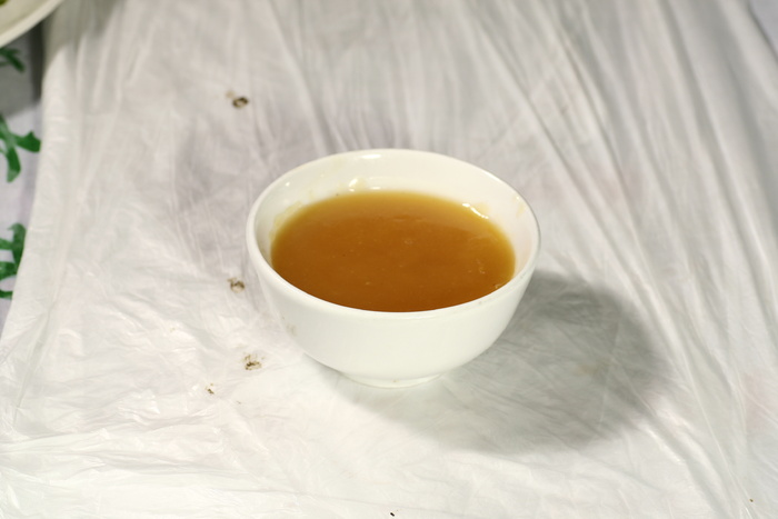 32西柠煎鲜茄  *烧烤