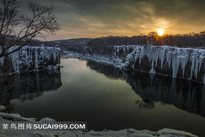 黑龙江镜泊湖冬季风景