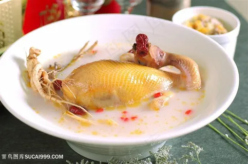 滋补山鸡的美食图片