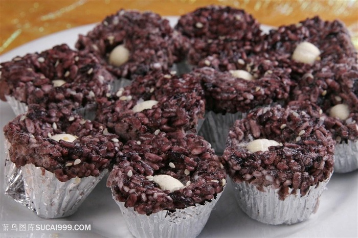 中华美食米糕实拍摄影图