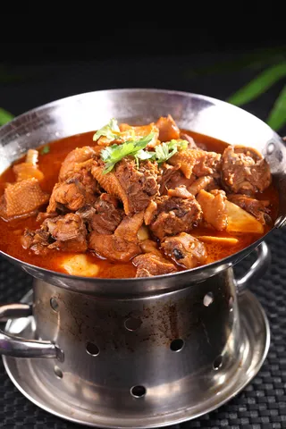 G00028信阳地锅鸡 (2)