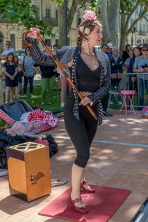 街头艺术表演图片