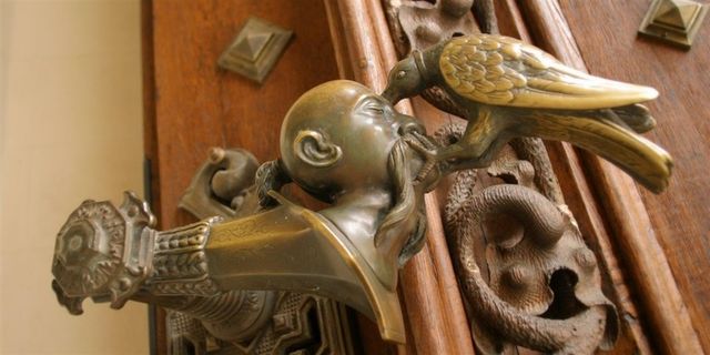 奇特造型的门把手 奇特造型的门把手