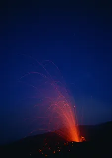 火上爆发图片 火上爆发图片