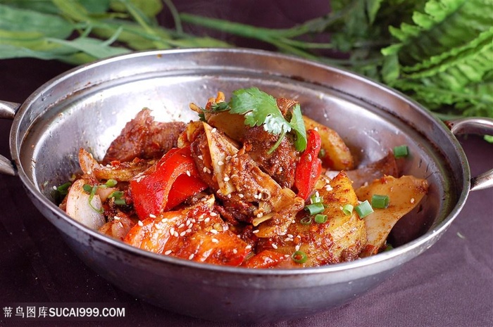 中华美食热干锅爽脆摄影图