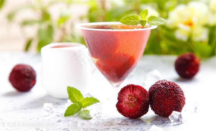 冰爽杨梅汁饮料