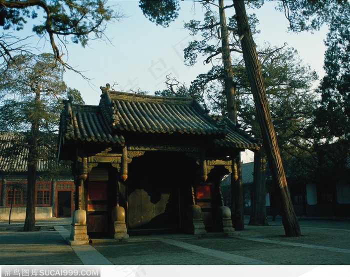 中国古老建筑-古老的木门